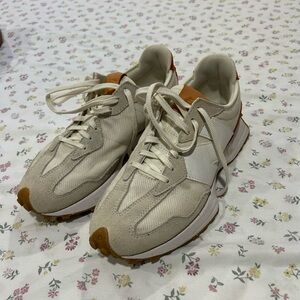 New Balance Cream and Tan Women's Retro-Style Sneakers